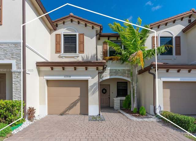 Property at 10237 SW 228th Ter, Miami, FL 33190, 3 beds, 2.5 baths