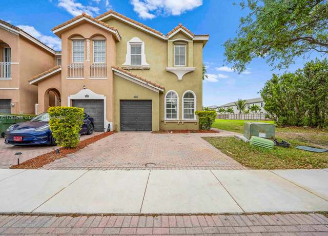 Property at 2593 SE 13th Ct, Homestead, FL 33035, 4 beds, 3 baths