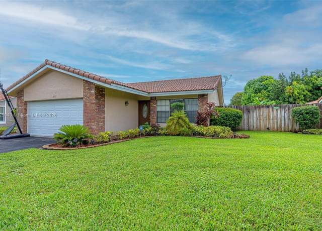 Property at 2357 NW 92nd Ave, Coral Springs, FL 33065, 4 beds, 2 baths