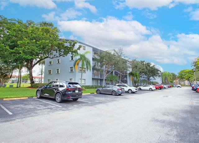 Property at 12650 SW 6th St Unit 303K, Pembroke Pines, FL 33027, 1 bed, 1 bath