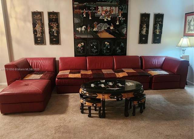 Property at 4350 Hillcrest Dr #807, Hollywood, FL 33021, 1 bed, 1.5 baths