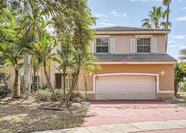 Property at 1967 SW 94th Ave, Miramar, FL 33025, 5 beds, 3 baths
