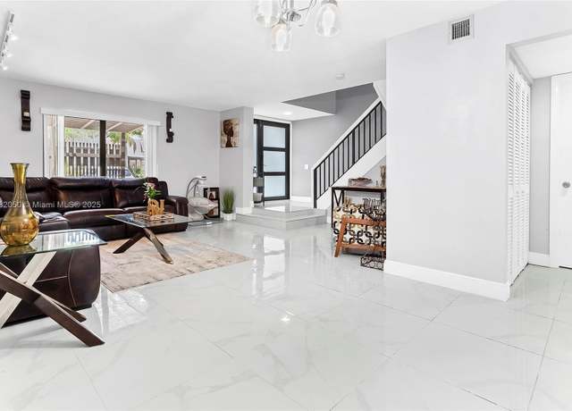 Property at 1451 NW 112th Ter, Pembroke Pines, FL 33026, 3 beds, 2.5 baths