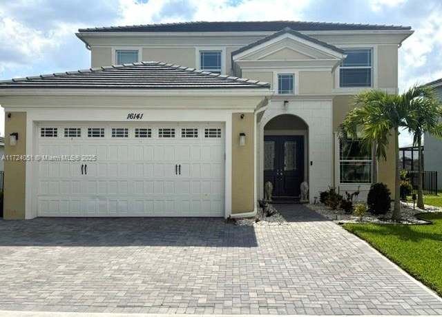 Property at 16141 Melogold Dr, Loxahatchee, FL 33470, 4 beds, 3 baths