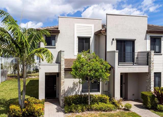 Property at 321 NE 208th Ter, Miami, FL 33179, 3 beds, 3 baths