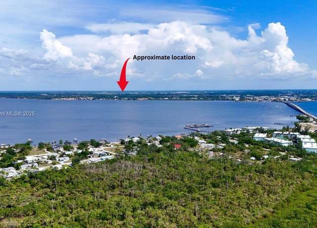 Property at 8058 Grove Blvd, Punta Gorda, FL 33982