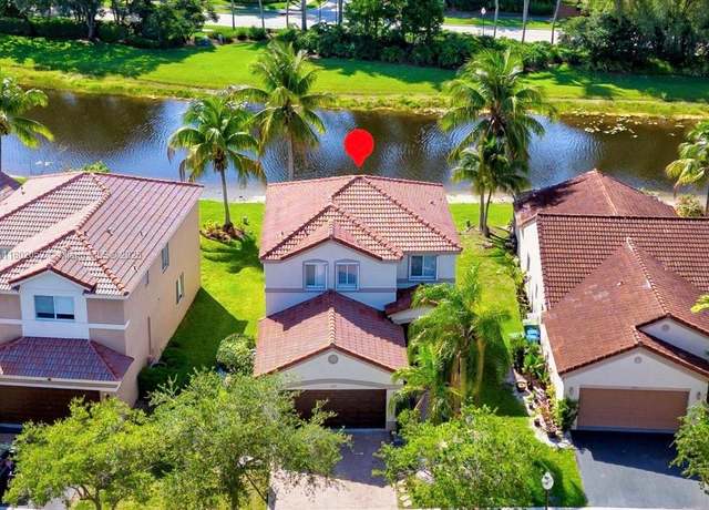 Property at 1317 Majesty Ter, Weston, FL 33327, 3 beds, 2.5 baths