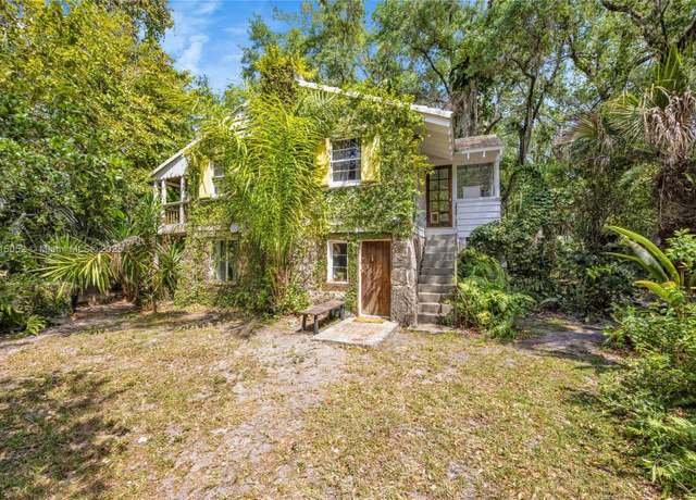 Property at 10005 Snapper Creek Rd, Coral Gables, FL 33156, 3 beds, 1 bath