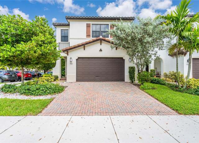 Property at 9881 W 34th Ave, Hialeah, FL 33018, 3 beds, 2.5 baths