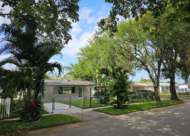 Property at 6521 Moseley St, Hollywood, FL 33024, 2 beds, 1 bath