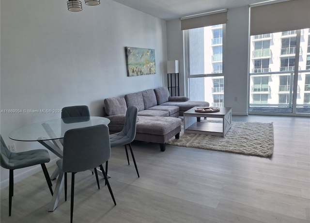Property at 253 NE 2nd St #2606, Miami, FL 33132, 1 bed, 1 bath