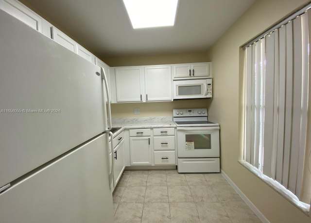 Property at 6071 NW 61st Ave #107, Tamarac, FL 33319, 1 bed, 1 bath