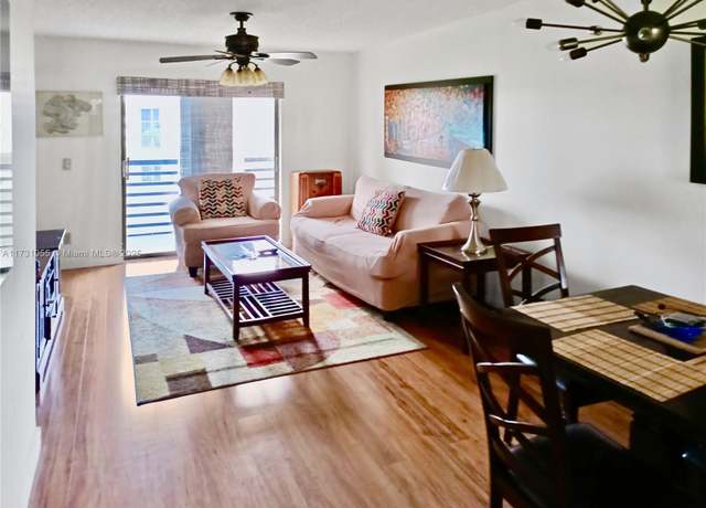Property at 10402 Sunrise Lakes Blvd #201, Sunrise, FL 33322, 2 beds, 2 baths