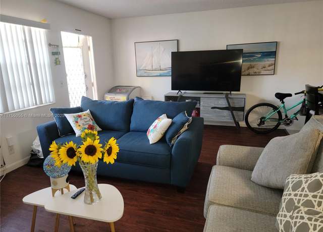 Property at 8 Ventnor Unit A-8, Deerfield Beach, FL 33442, 1 bed, 1.5 baths