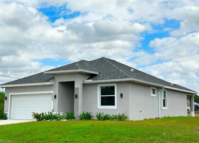 Property at 8006 Buttercup Cir, La Belle, FL 33935, 3 beds, 2.5 baths