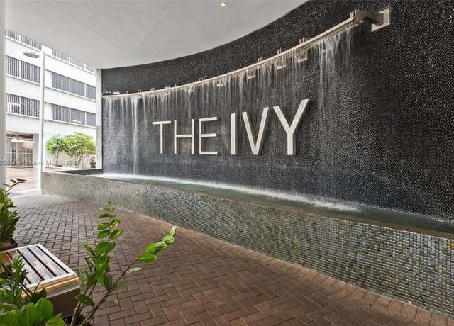 Property at 90 SW 3rd St #3810, Miami, FL 33130, 2 beds, 2 baths