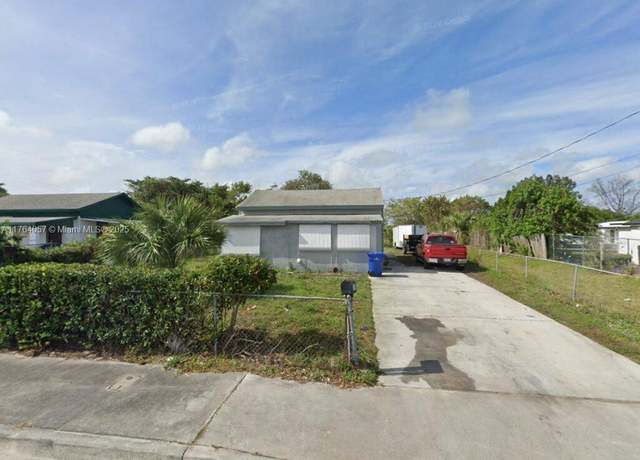 Property at 3021 Avenue J, Riviera Beach, FL 33404, 2 beds, 2 baths