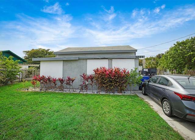 Property at 3021 Avenue J, Riviera Beach, FL 33404, 2 beds, 2 baths
