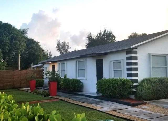 Property at 1291 NE 146th St, Miami, FL 33161, 3 beds, 3 baths