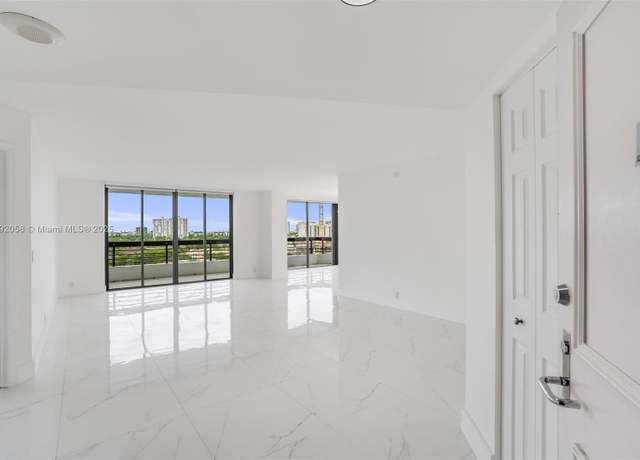 Property at 3500 Mystic Pointe Dr #1205, Aventura, FL 33180, 2 beds, 2 baths