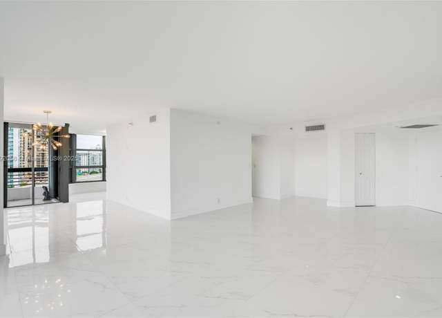 Property at 3500 Mystic Pointe Dr #1205, Aventura, FL 33180, 2 beds, 2 baths