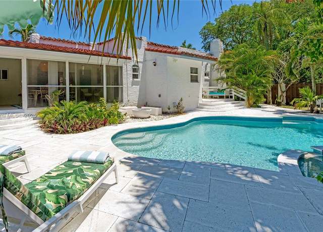 Property at 1601 Washington St, Hollywood, FL 33020, 3 beds, 3 baths