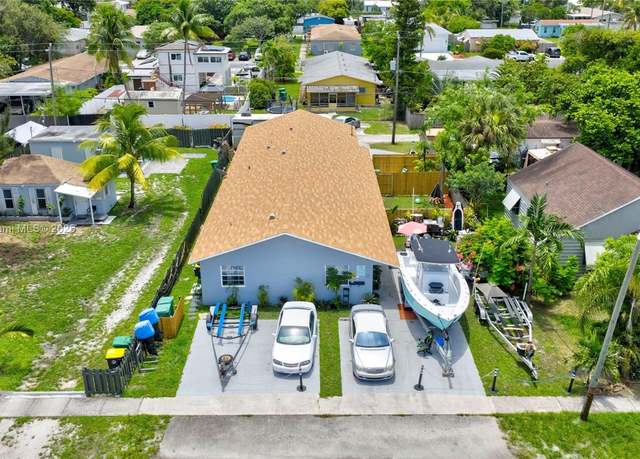 Property at 235-237 SW 12th St, Dania Beach, FL 33004, 12 beds, 10 baths