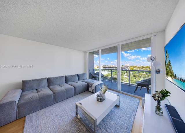 Property at 650 West Ave #704, Miami Beach, FL 33139, 2 beds, 2 baths