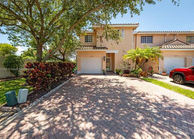 Property at 3869 NW 92nd Ave, Sunrise, FL 33351, 4 beds, 2.5 baths