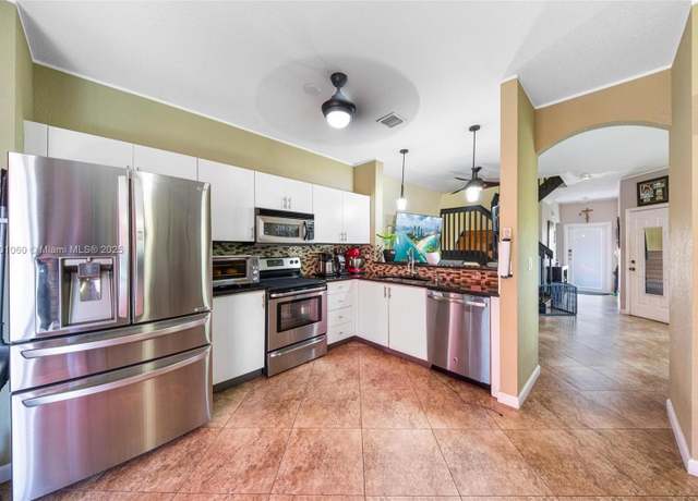 Property at 3869 NW 92nd Ave, Sunrise, FL 33351, 4 beds, 2.5 baths