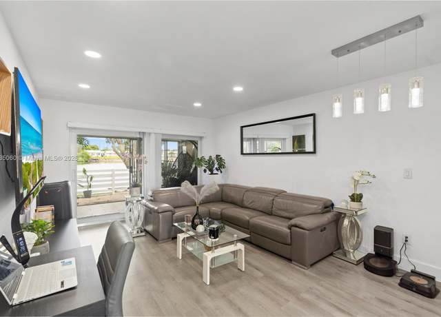 Property at 2418 NW 52nd St, Tamarac, FL 33309, 2 beds, 1 bath