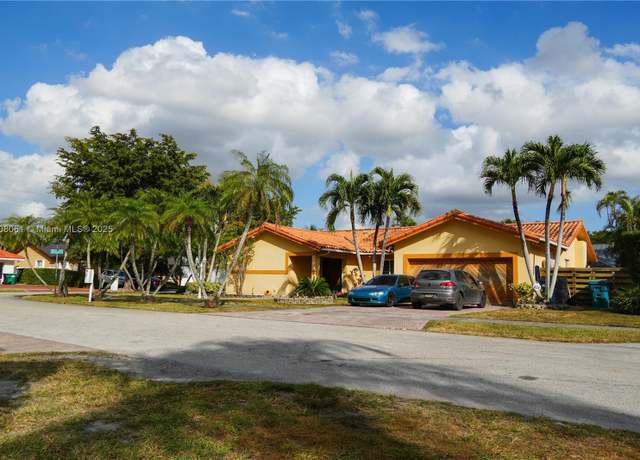 Property at 10443 SW 129th Pl, Miami, FL 33186, 4 beds, 3 baths