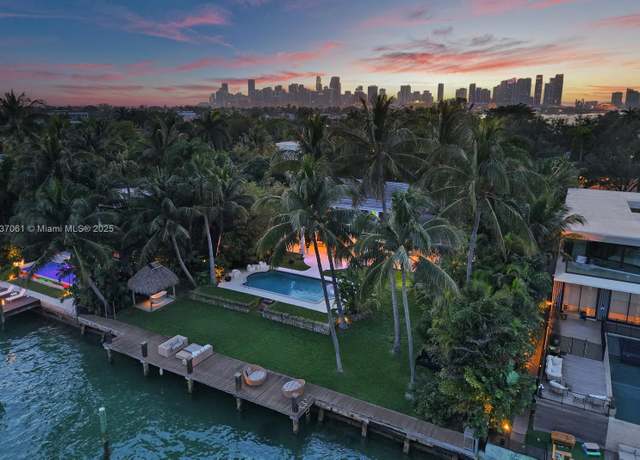 Property at 111 E Dilido Dr, Miami Beach, FL 33139, 5 beds, 4.5 baths