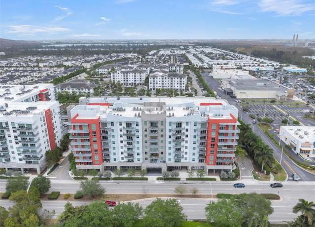Property at 7661 NW 107th Ave #213, Doral, FL 33178, 1 bed, 1.5 baths