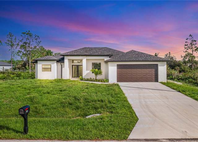 Property at 3002 30th St W, Lehigh Acres, FL 33971, 4 beds, 2.5 baths