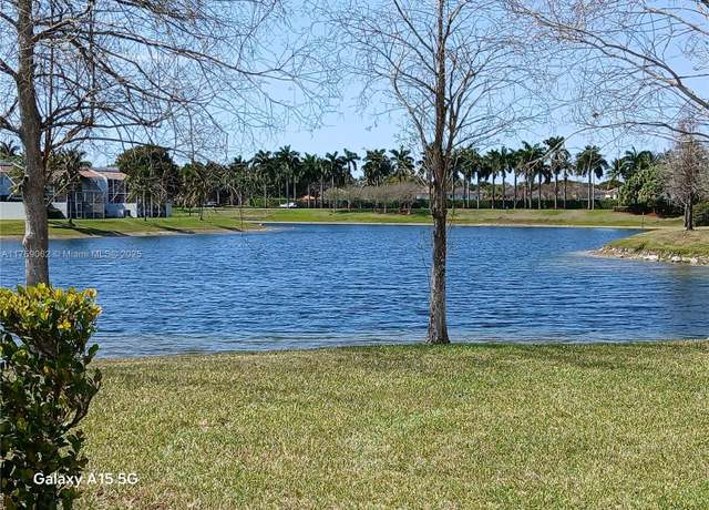 Property at 10730 NW 66th St #108, Doral, FL 33178, 3 beds, 2.5 baths