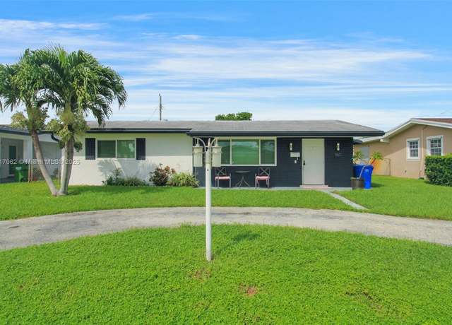 Property at 1160 NW 79th Ter, Pembroke Pines, FL 33024, 3 beds, 1.5 baths
