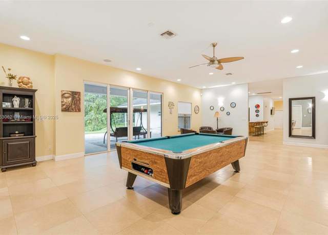 Property at 1640 C Rd, Loxahatchee, FL 33470, 6 beds, 6 baths