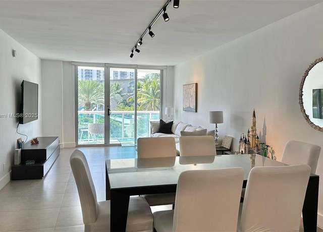 Property at 19370 Collins Ave #319, Sunny Isles Beach, FL 33160, 1 bed, 1.5 baths