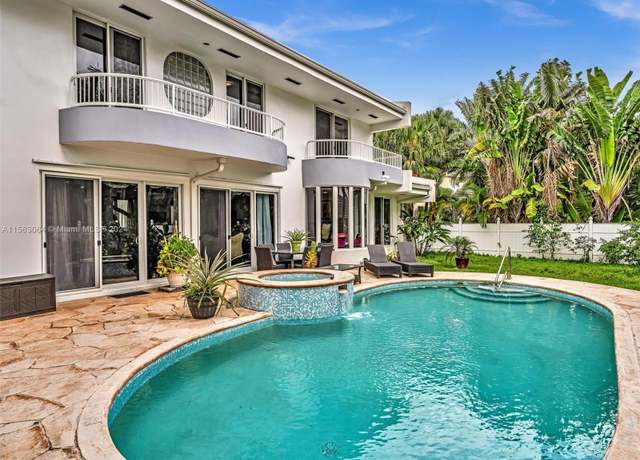 Property at 616 Ocean Blvd, Golden Beach, FL 33160, 4 beds, 3.5 baths