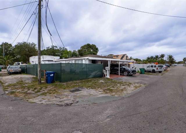 Property at 3100 NW 91st St, Miami, FL 33147, 9 beds, 10 baths