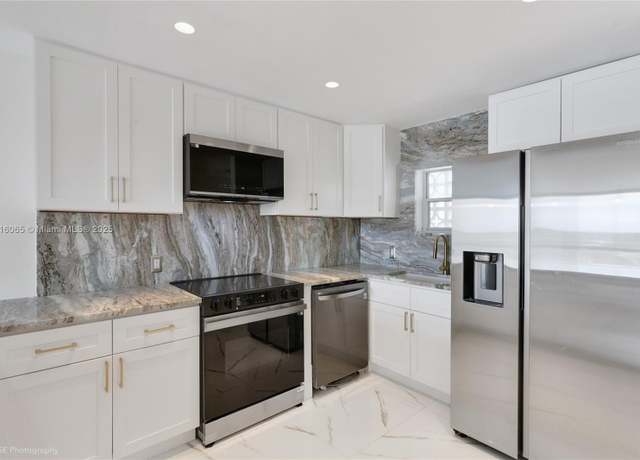 Property at 3570 S Ocean Blvd #711, South Palm Beach, FL 33480, 1 bed, 1.5 baths