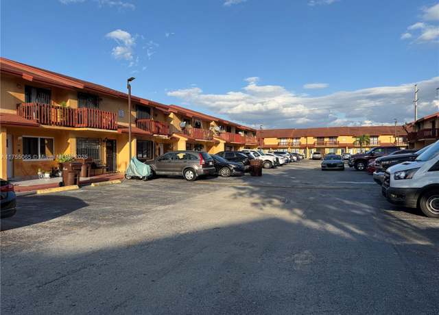 Property at 2211 W 52nd St #211, Hialeah, FL 33016, 2 beds, 1.5 baths