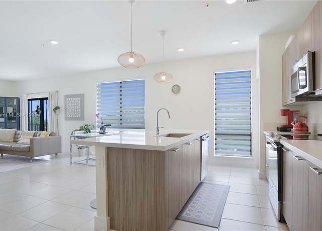 Property at 8301 NW 41st St Unit B-404, Doral, FL 33166, 3 beds, 2 baths
