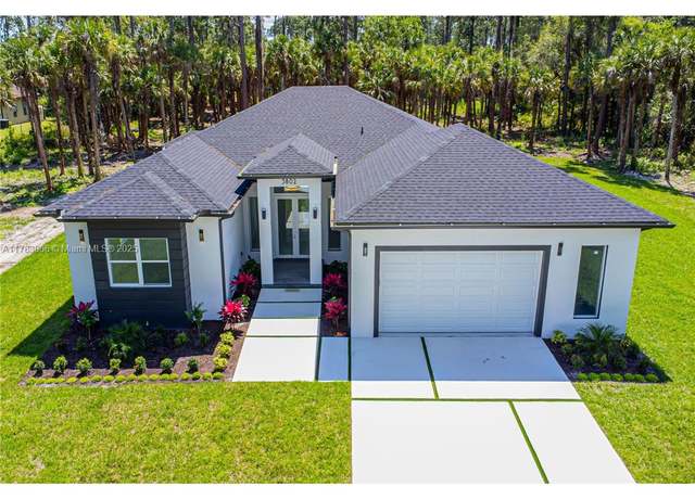 Property at 3802 30th Ave SE, Naples, FL 34117, 4 beds, 3.5 baths