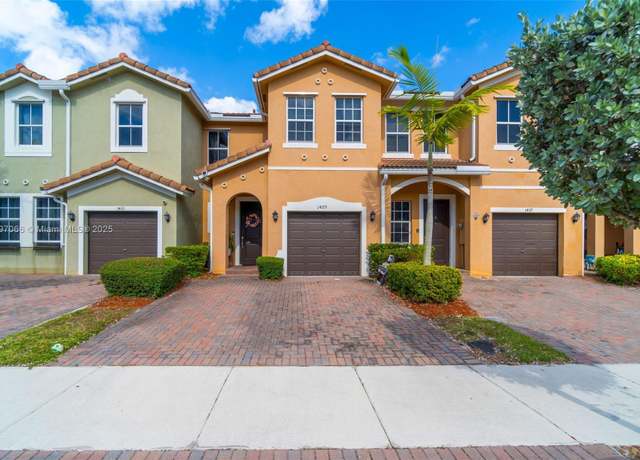 Property at 1429 SE 23rd Ter, Homestead, FL 33035, 3 beds, 2.5 baths