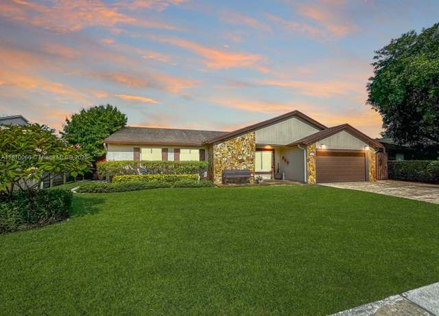 Property at 5071 SW 120th Ave, Cooper City, FL 33330, 3 beds, 2 baths