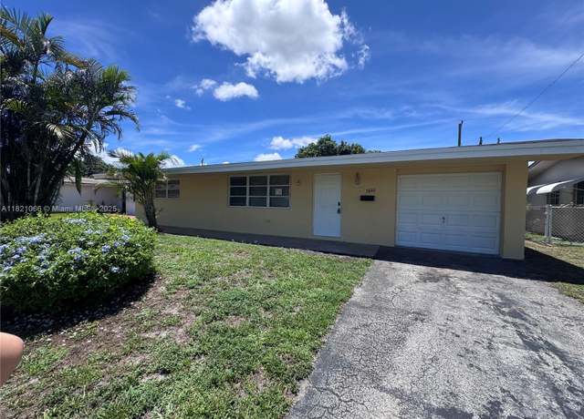 Property at 7640 NW 16th Ct, Pembroke Pines, FL 33024, 2 beds, 1 bath