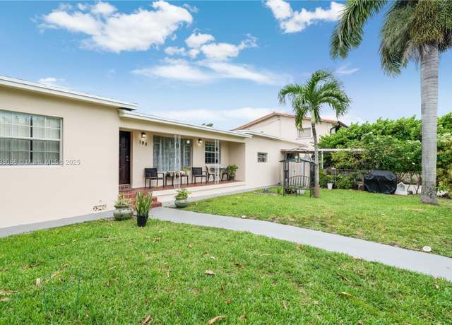 Property at 190 E 16th St, Hialeah, FL 33010, 8 beds, 5 baths