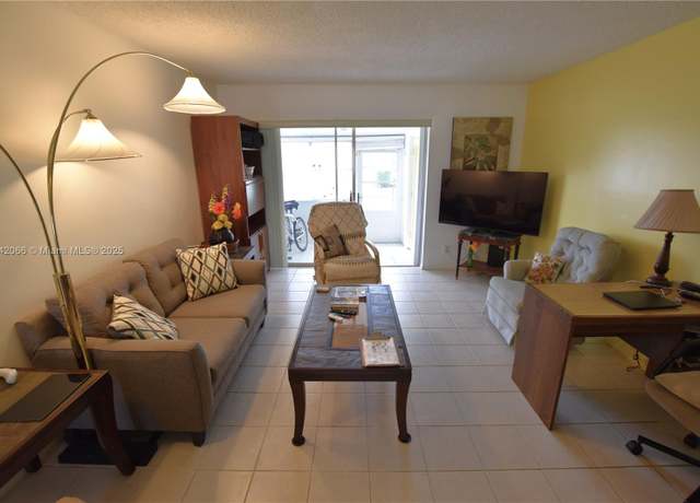 Property at 2688 Dudley Dr East Unit J, West Palm Beach, FL 33415, 2 beds, 1 bath